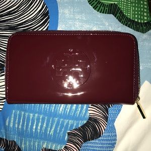 Tory Burch Burgundy Stacked Continental Patent